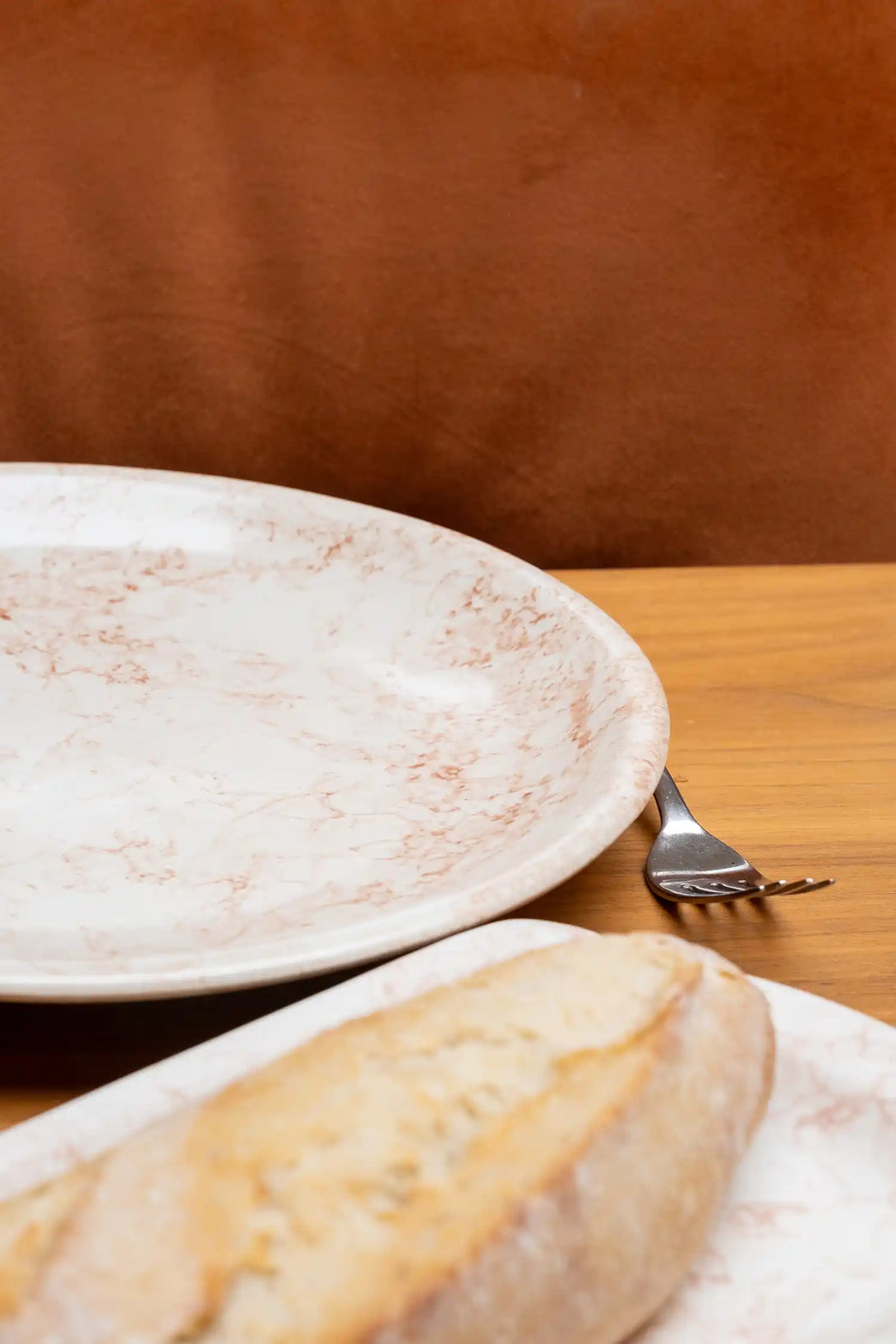 Ruston Plate Marble Rust Round Plate – ABS Pottery